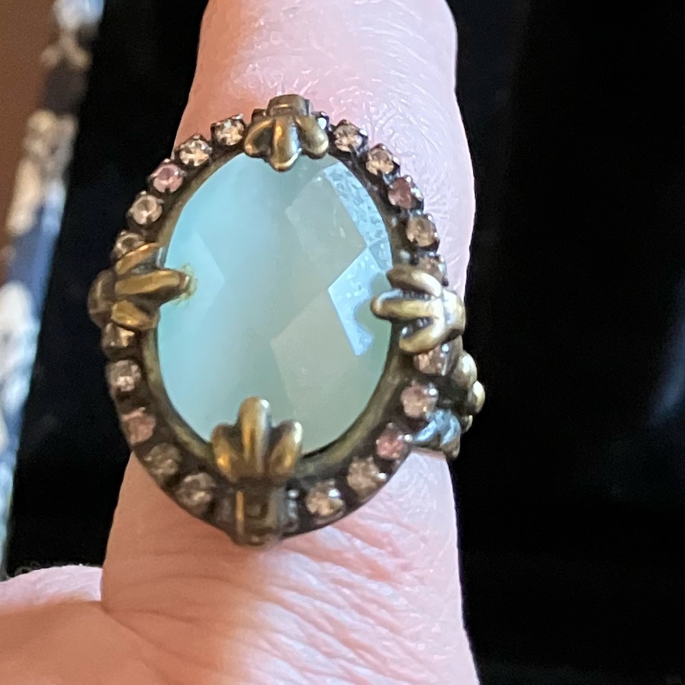 Vintage blue stone ring